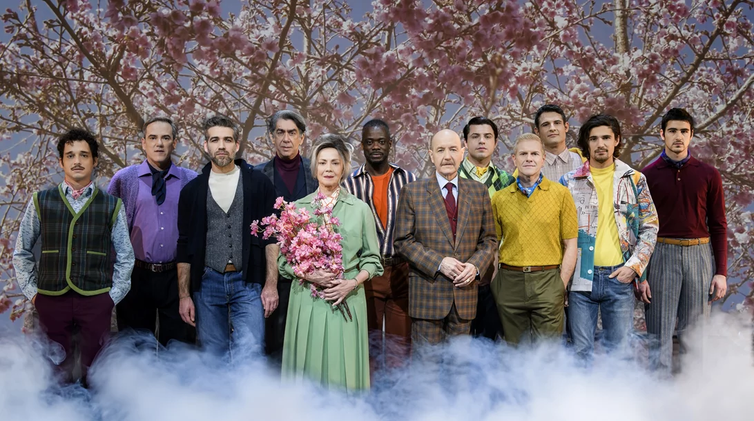 "Η Κληρονομιά μας" στο Εθνικό Θέατρο: Το φιλόδοξο θεατρικό εγχείρημα του Γιάννη Μόσχου για μια γενιά που στιγματίστηκε από την επιδημία του AIDS