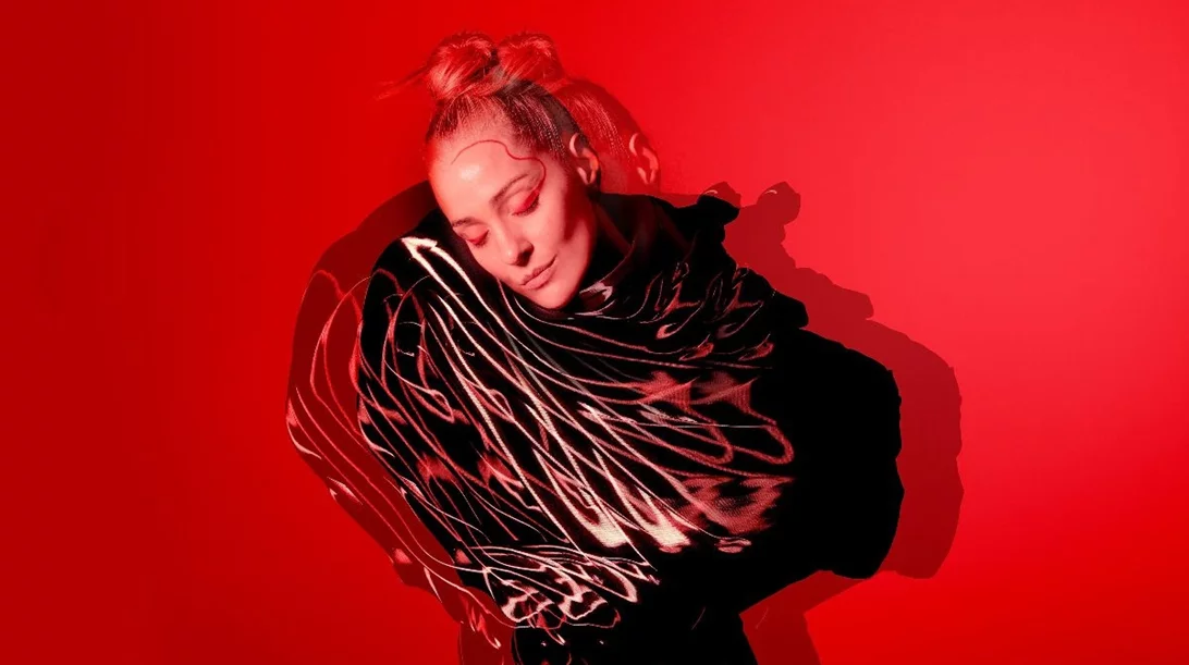 Ακόμη μια βραδιά "Κάτι καίγεται" με τη Νατάσσα Μποφίλου