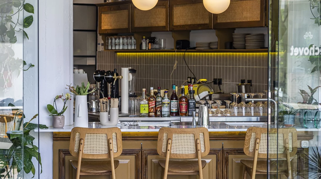 Το Halfman στρέφει το ενδιαφέρον στο Μαρούσι