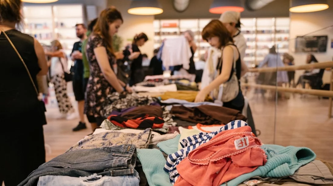 Ανταλλάσσουμε ρούχα και βιβλία στο Ινστιτούτο Γκαίτε