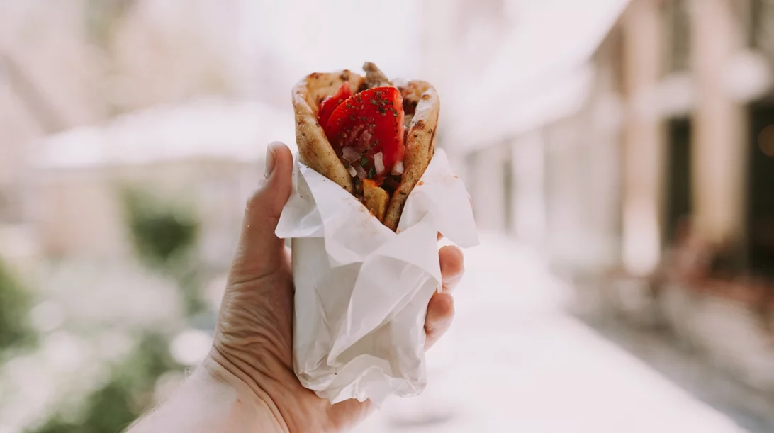 Τι είναι πάλι αυτό το "Τυλιχτό-πάρτι" που θα γίνει το Σάββατο στου Ψυρρή;