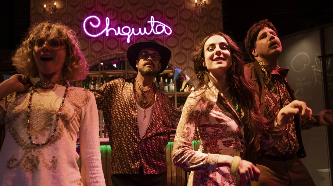 "1975": Η παράσταση του Γιώργου Σίμωνα επιστρέφει για 2η χρονιά