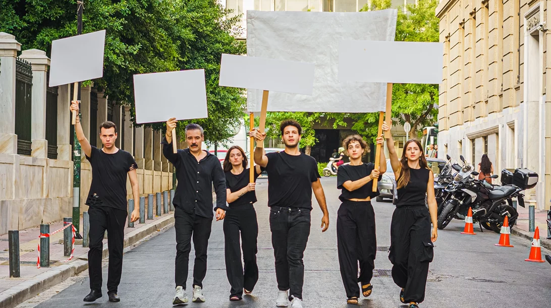 Το Θέατρο Τέχνης Καρόλου Κουν και η Μαριάννα Κάλμπαρη επιστρέφουν με το "Δράμα της Δημοκρατίας"