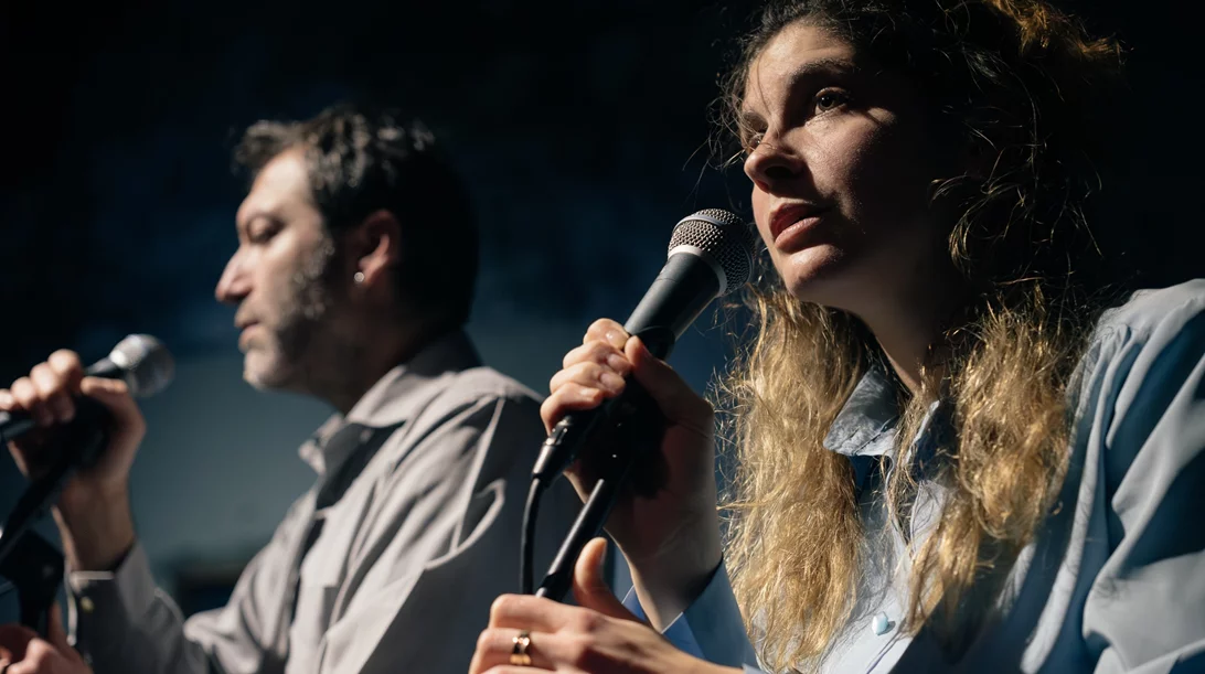 "Οι απόγονοι": Τελευταίες παραστάσεις για την Ηρώ Μπέζου και τον Χρήστο Θάνο