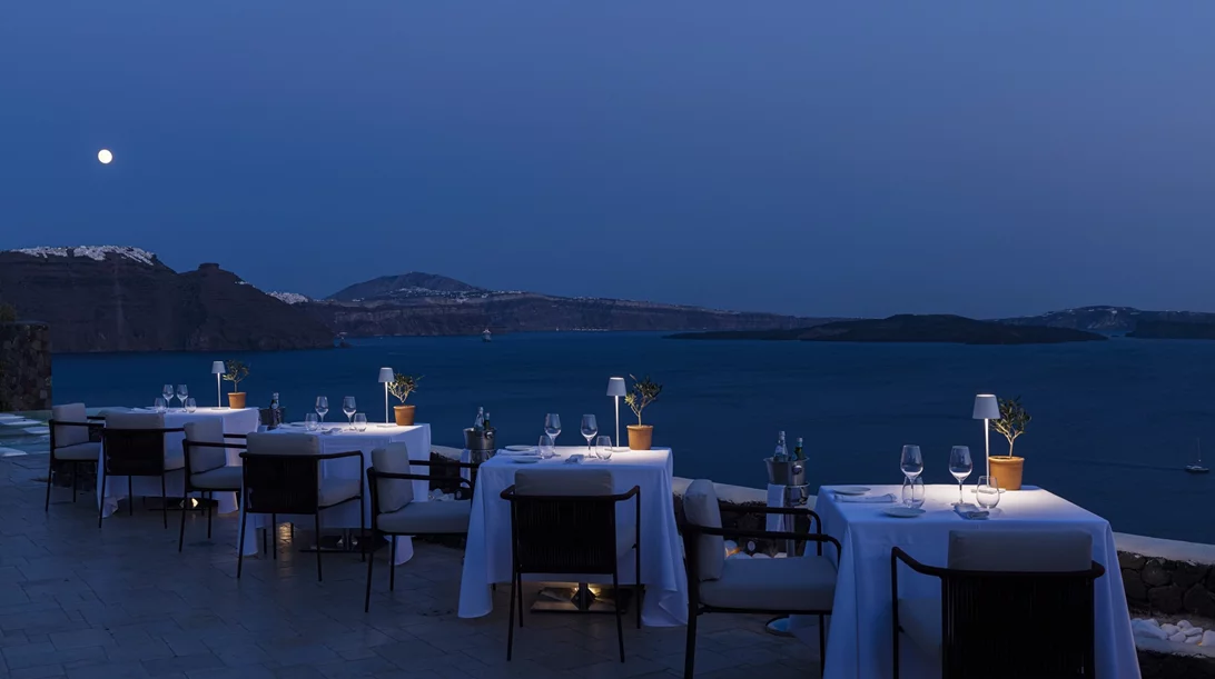 Χρυσοί Σκούφοι 2025: Τα κορυφαία εστιατόρια των Κυκλάδων