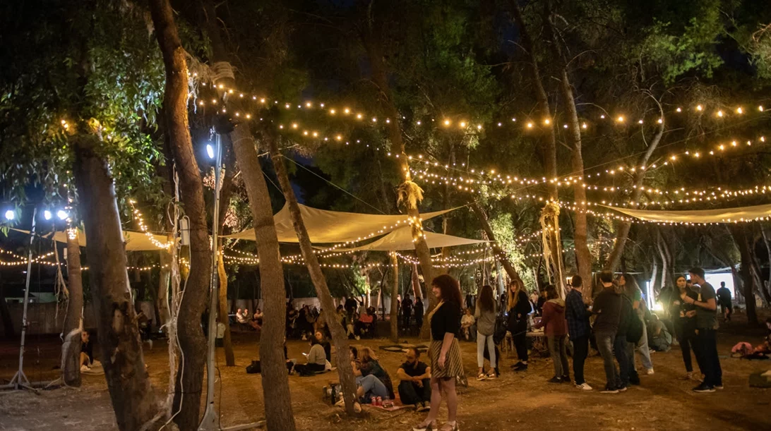 Ξεκινούν οι διαδικασίες ανάπλασης του ανενεργού κάμπινγκ ΟΑΣΗ στην Ελευσίνα