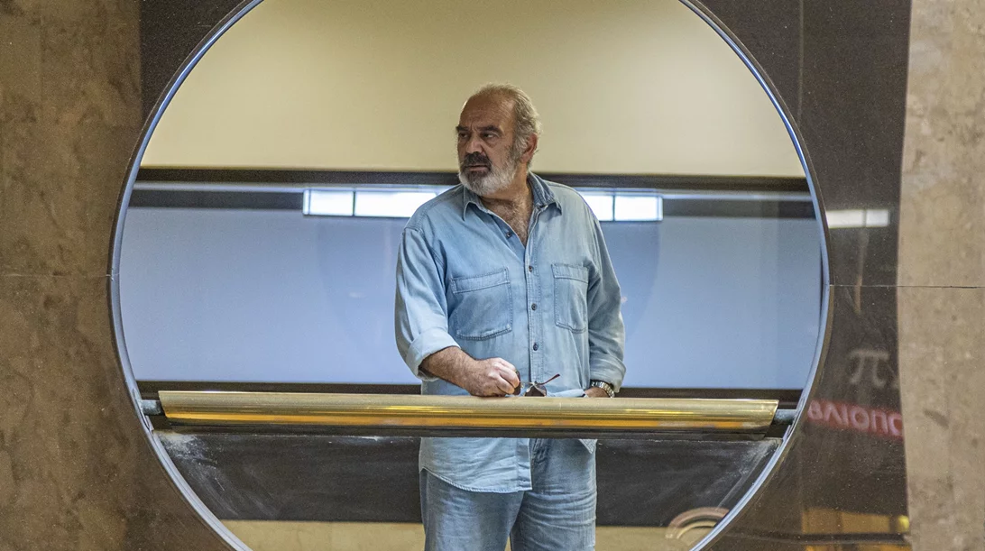 Ερρίκος Λίτσης: "Το "Σπιρτόκουτο" είναι ένα ροκ εντ ρολ χιτ"