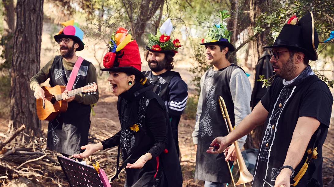 Τα Ζαμομίνια ξανατραγουδούν στο Θέατρο Πορεία