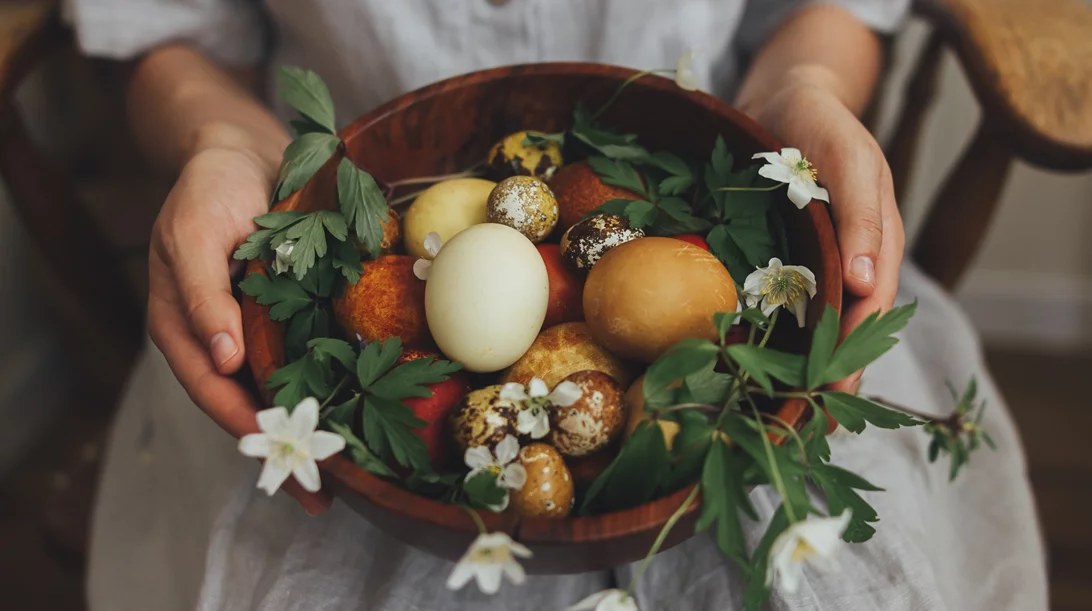 Πώς ο λαγός και τα αβγά συνδέθηκαν με το Πάσχα;