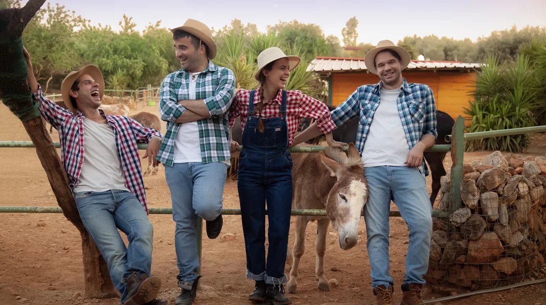 "Η Κλειώ, μια καλόκαρδη γαϊδούρα": Ενα μαγικό ταξίδι στο "Άβατον"