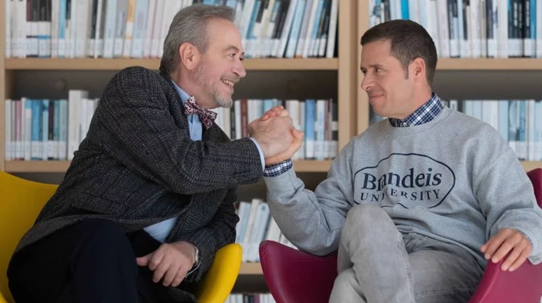 "Κάθε Τρίτη με τον Μόρι": Μια δυναμική επιστροφή στο Θέατρο Ιλίσια Βολανάκης