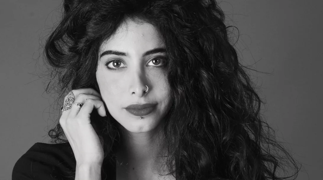 Πώς προβάλλονταν οι γυναίκες στην τέχνη και τα ΜΜΕ σε καιρό πολέμου;