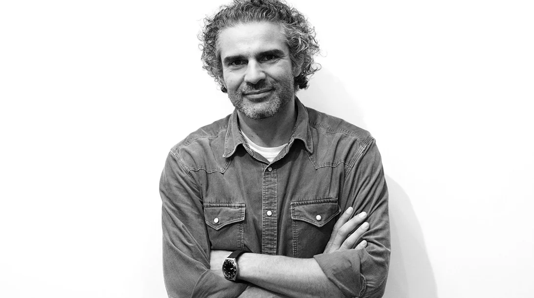 Για τον Σάββα Στρούμπο, "το ελληνικό θέατρο γίνεται πιο εξωστρεφές"