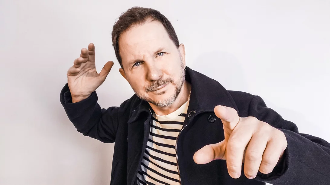 Αλέξιος Κοτσώρης: "Η καταστροφή από έρωτα είναι αυτή που αξίζει να ζήσεις"