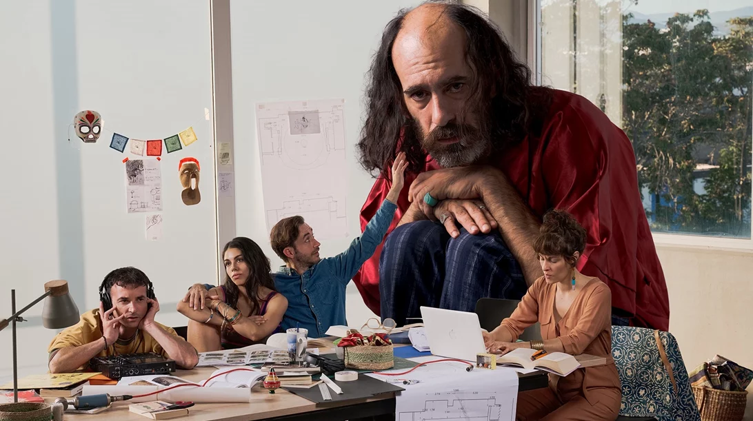 Πρώτες εικόνες από τη "Συναρπαστική Εξέγερση του Χούλιο Τόγκα"