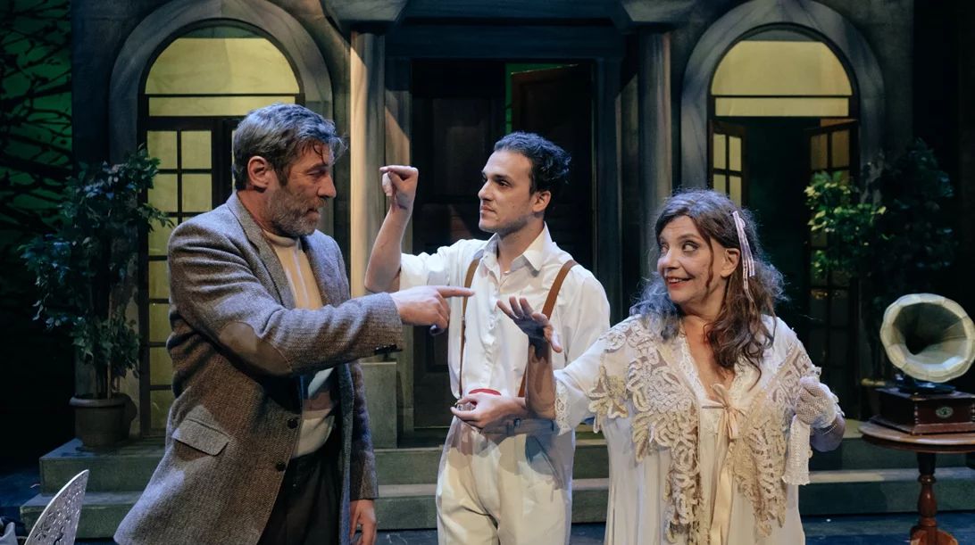 Τελευταίες παραστάσεις για τον "Ζορμπά"