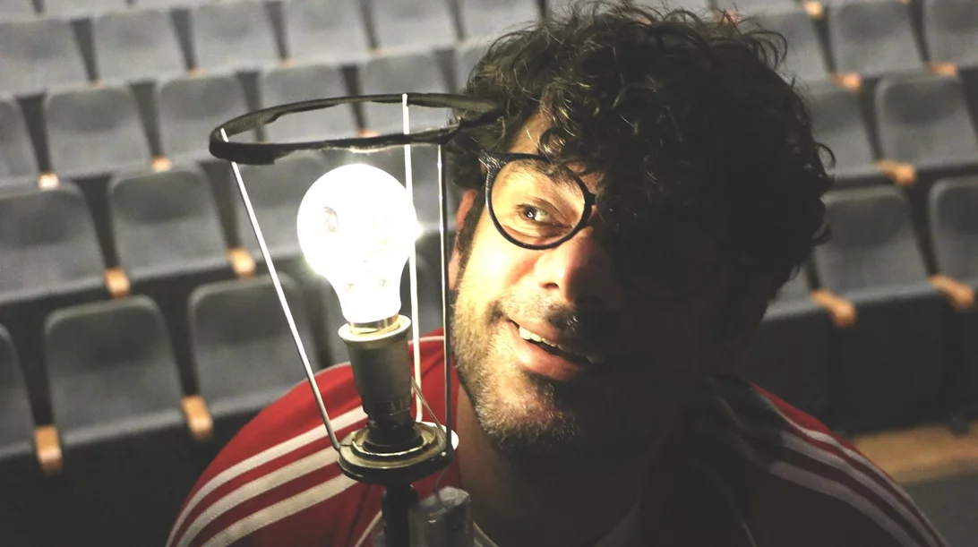 "Ο φίλος μου ο Ντοστογιέφσκι" της Δήμητρας Παπαδοπούλου είναι ένα έργο βγαλμένο από την ίδια τη ζωή