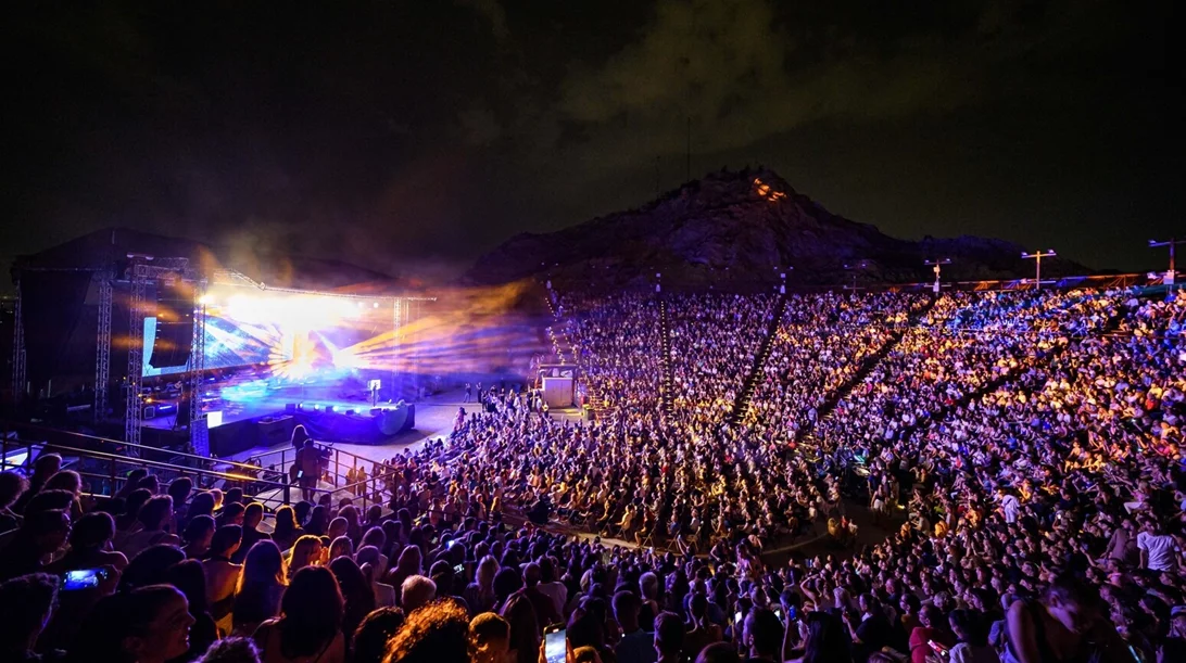 Τι θα δούμε προσεχώς στο θέατρο Λυκαβηττού