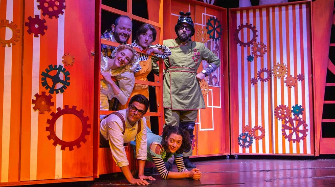 "Κοντά στις ράγιες": Τελευταίος μήνας με προσφορά για την ιστορία της Άλκης Ζέη