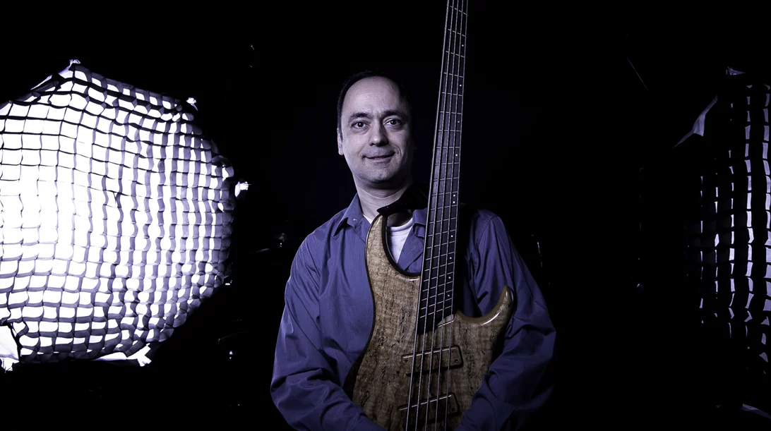 Βαλεντίνος και Απόκριες συνδυάζονται σε ένα πάρτι στο Γυάλινο UpStage