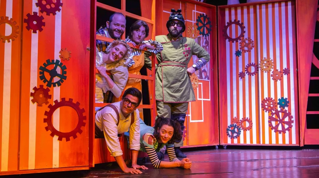 Δέκα παιδικά έργα σηκώνουν αυλαία αυτή την εβδομάδα