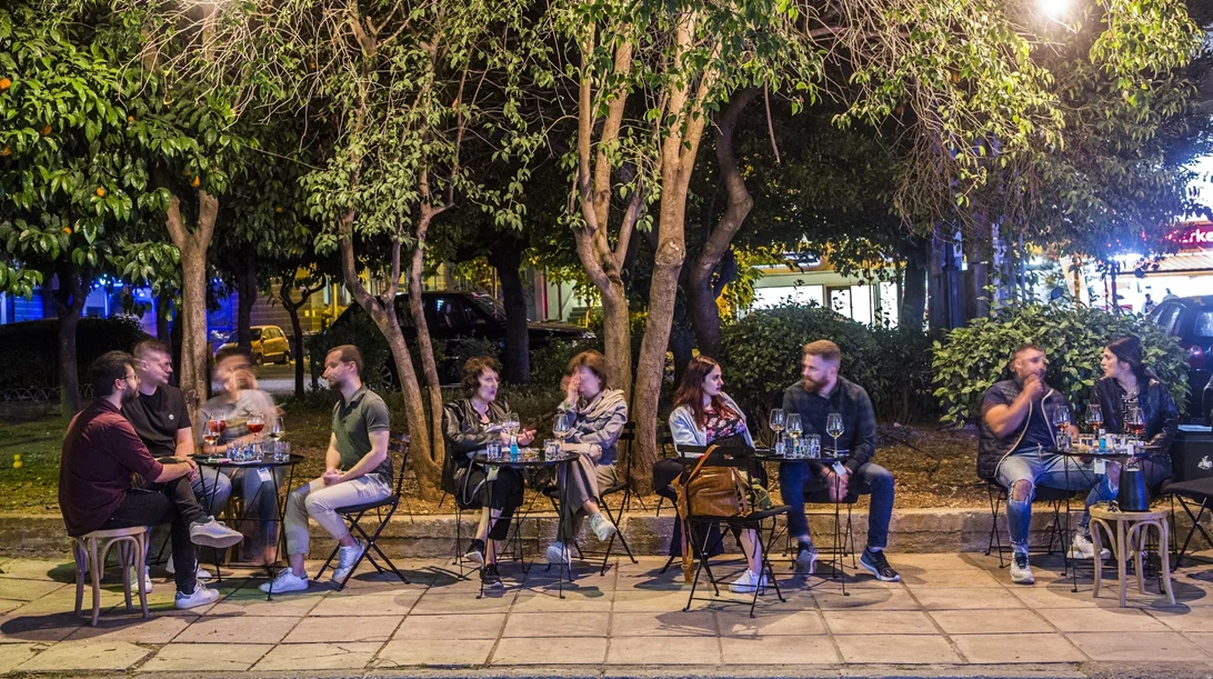 Τρεις στάσεις στη μίνι πιάτσα της Μαιάνδρου