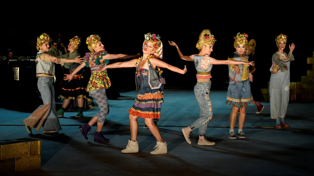 "Μήδεια" του Μποστ: Πρώτες φωτογραφίες από την all star παράσταση του Εθνικού Θεάτρου