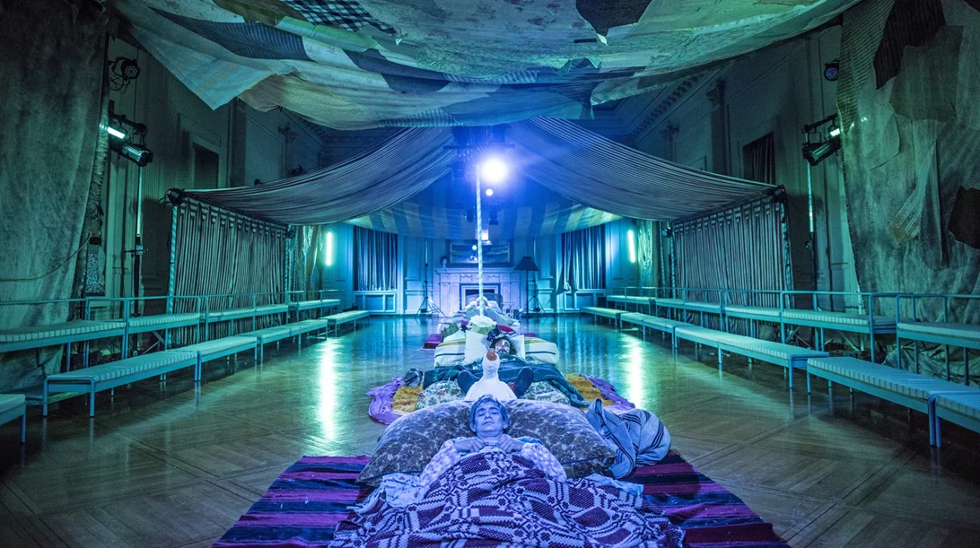 "Ο Νιλς Χόλγκερσον, η Λιλίκα και τα τέσσερα Πι": Ένα ευαίσθητο ταξίδι διά χειρός Ηλία Κουνέλα στο Εθνικό