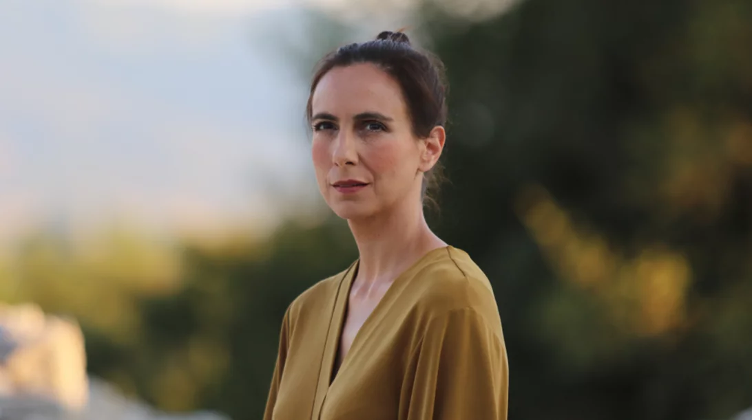 Ρηνιώ Κυριαζή: "Η επιθυμία της Αντιγόνης έρχεται μαζί με την πρώτη μου επιθυμία να ασχοληθώ με το θέατρο"