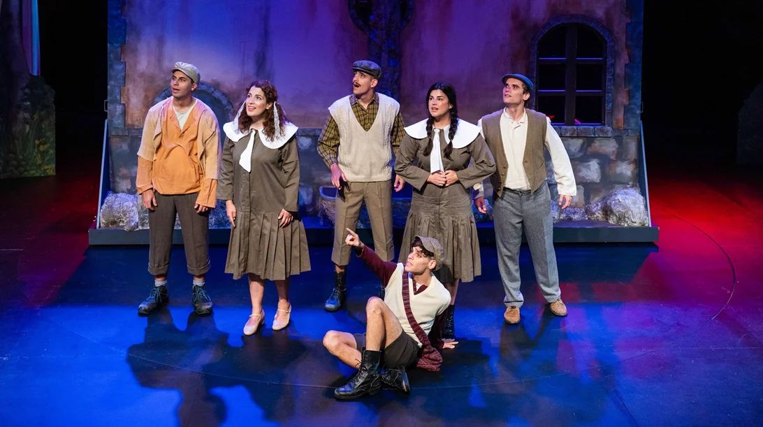 "Ένα παιδί μετράει τ' άστρα": Το αγαπημένο μυθιστόρημα του Μενέλαου Λουντέμη στο Νέο Θέατρο "Κατερίνα Βασιλάκου-Μαριάννα Τόλη"