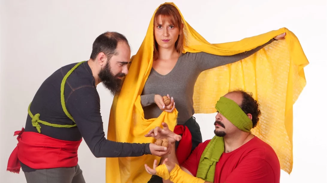 Η "Γιαγιά Σμύρνη" διηγείται τις πιο μαγευτικές ιστορίες της Μικράς Ασίας