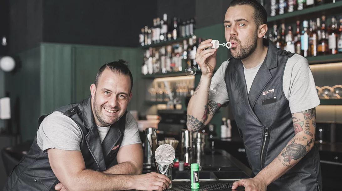 Simone Caporale, πώς είναι να 'τρέχεις' το καλύτερο μπαρ του κόσμου;