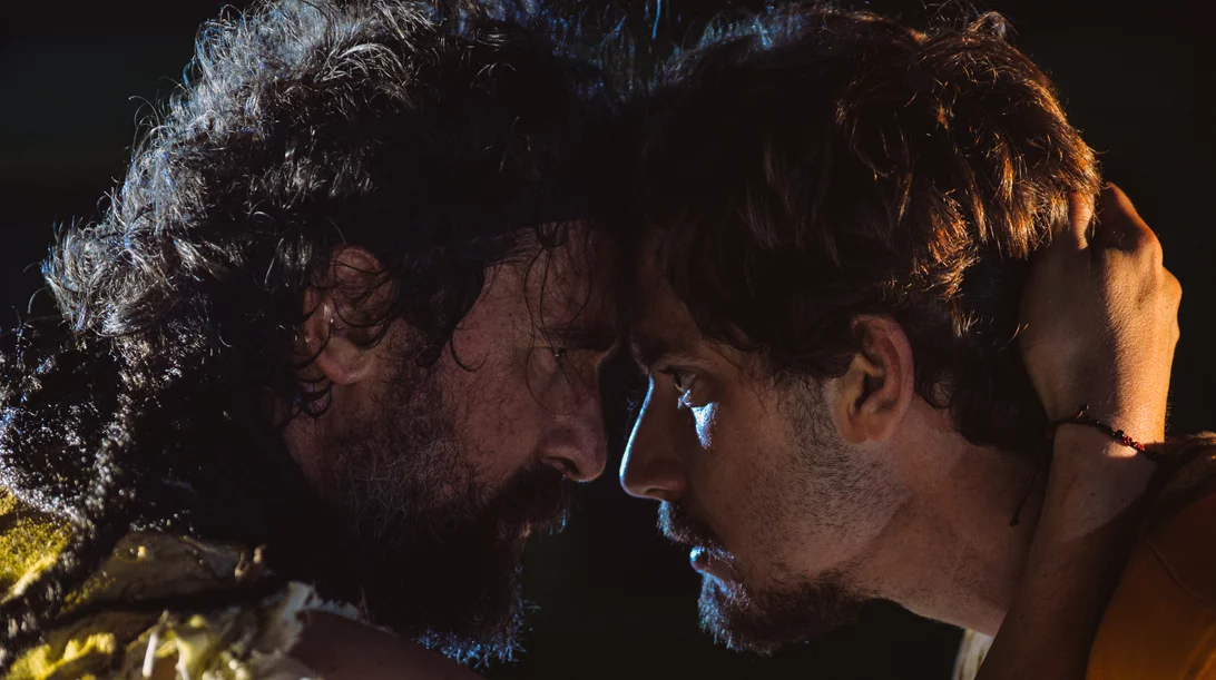 "Φιλοκτήτης": Τάσος Νούσιας, Μαρία Πρωτόπαππα, Γιώργος Αμούτζας στις αποκλειστικές πρώτες φωτογραφίες από την παράσταση