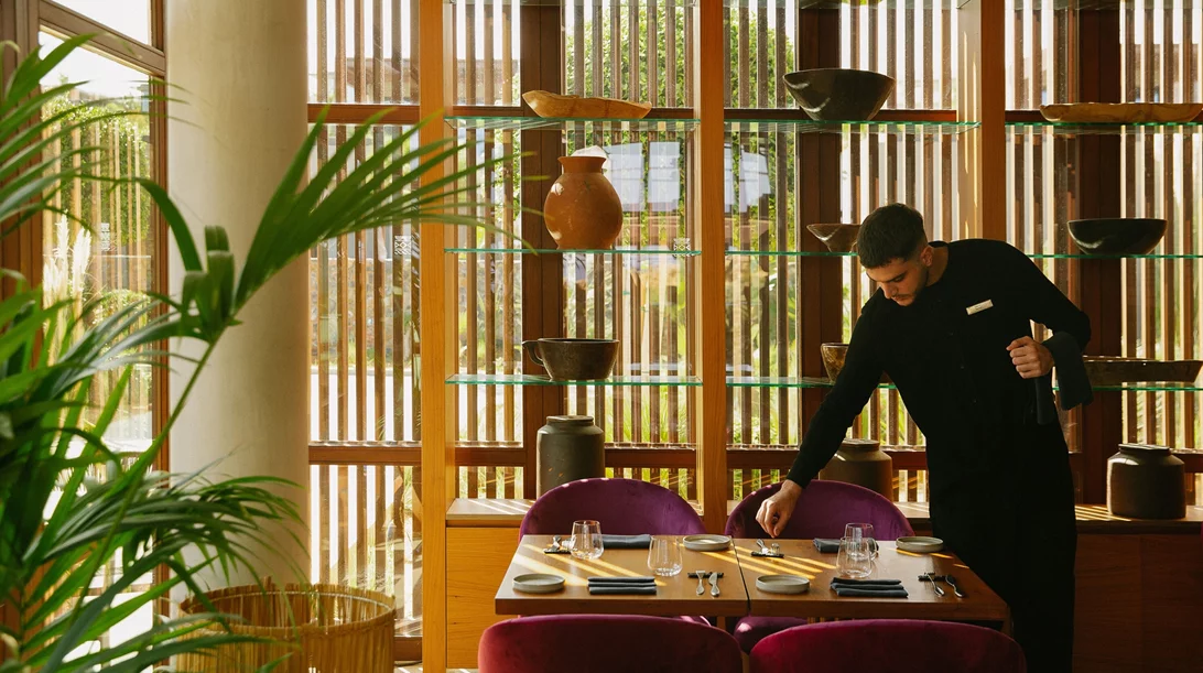 Το Gallina ξεκαλοκαιριάζει -και πάλι- στο Domes Zeen Chania