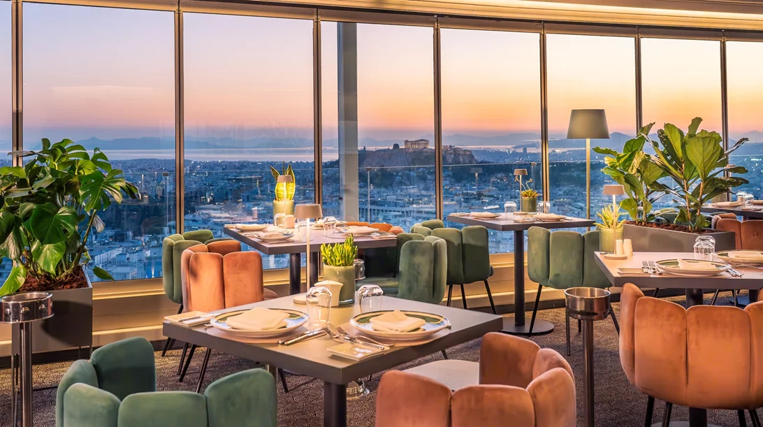 Σε αυτό το εστιατόριο βρίσκεις παράδοση, φρεσκάδα και αθηναϊκό ουρανό στο πιάτο