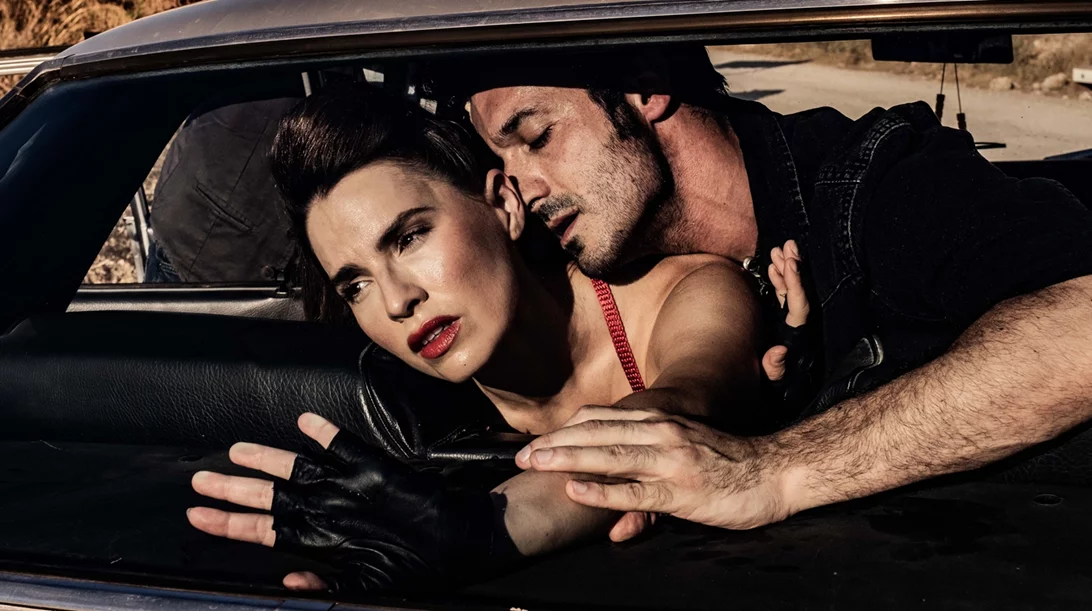 Η Μελία Κράιλινγκ από το "Emily in Paris" στους "Ερωτευμένους" του Bios