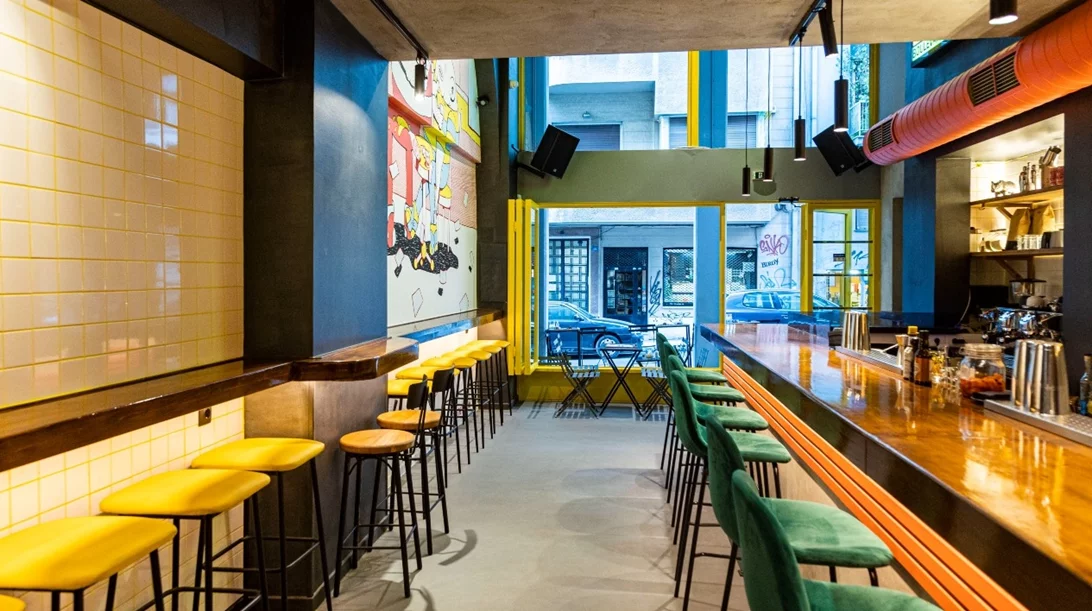 Το "Knave" στρέφει τα φώτα στην Ασκληπιού