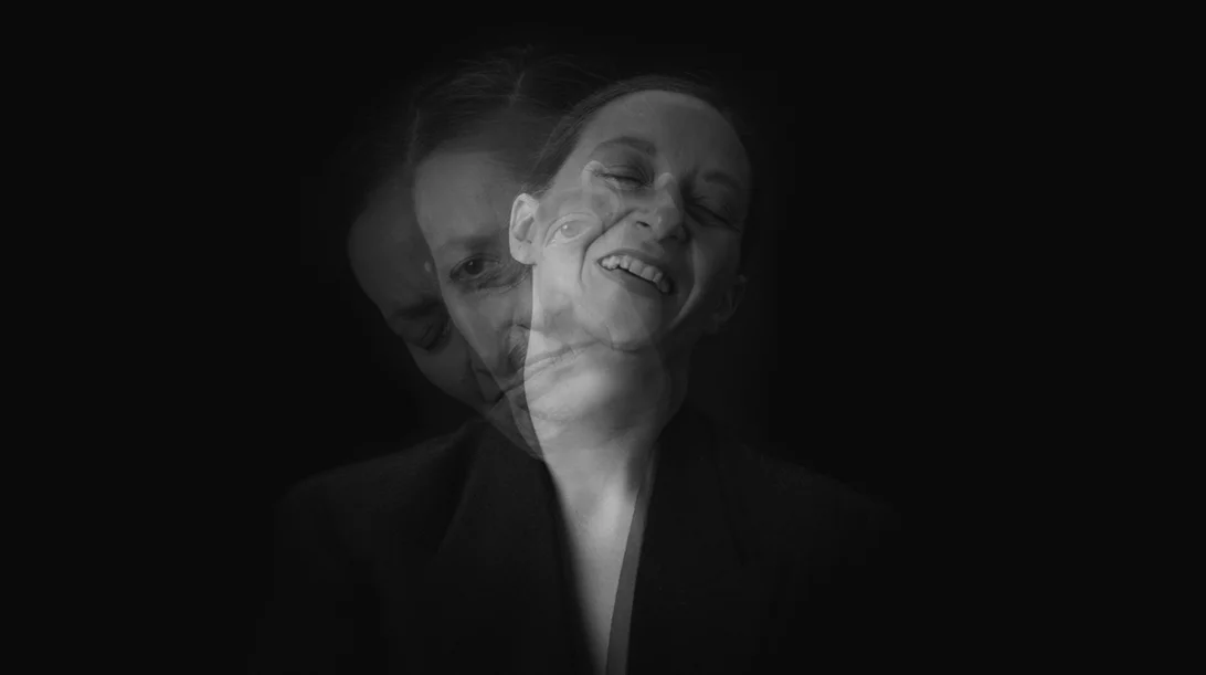 Βίκυ Αδάμου: "Τα αγόρια καταπιέζονται και αυτό τα οδηγεί στο να καταπιέζουν"