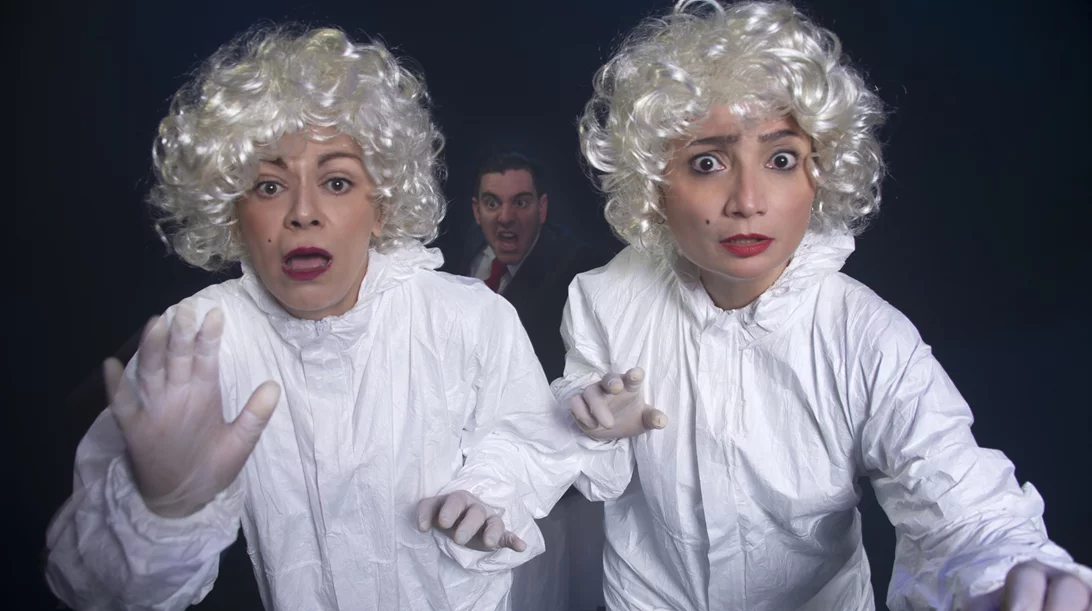 "Γύρισε πίσω": Η μαύρη κωμωδία της Χριστίνας Σαμπανίκου έρχεται στο Vault