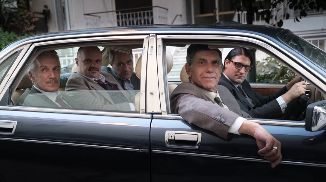 "Οικόπεδα με θέα" και all star διανομή