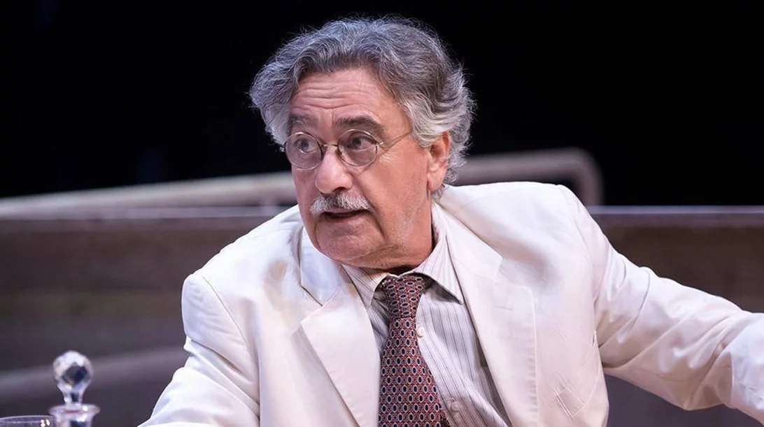 Λίνα Μενδώνη: "Το κοινό αγάπησε τον Νίκο Γαλανό και είδε στο πρόσωπό του έναν διαχρονικό σταρ"