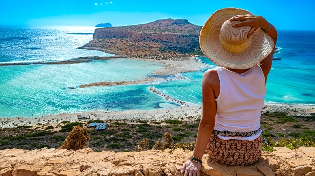 Αργίες 2025: Οι επόμενες εξόρμησεις και τα τριήμερα που έρχονται