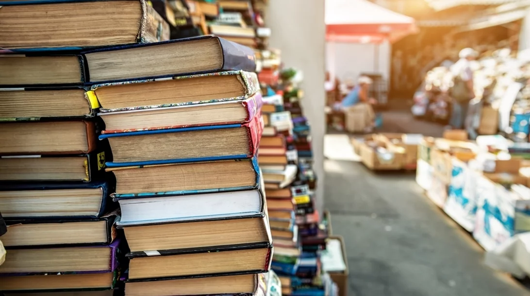 "Δεν είναι έτσι τα χαμόγελα": Παρουσίαση του βιβλίου της Μαριάνθης Νταφούλη στον Μωβ Σκίουρο