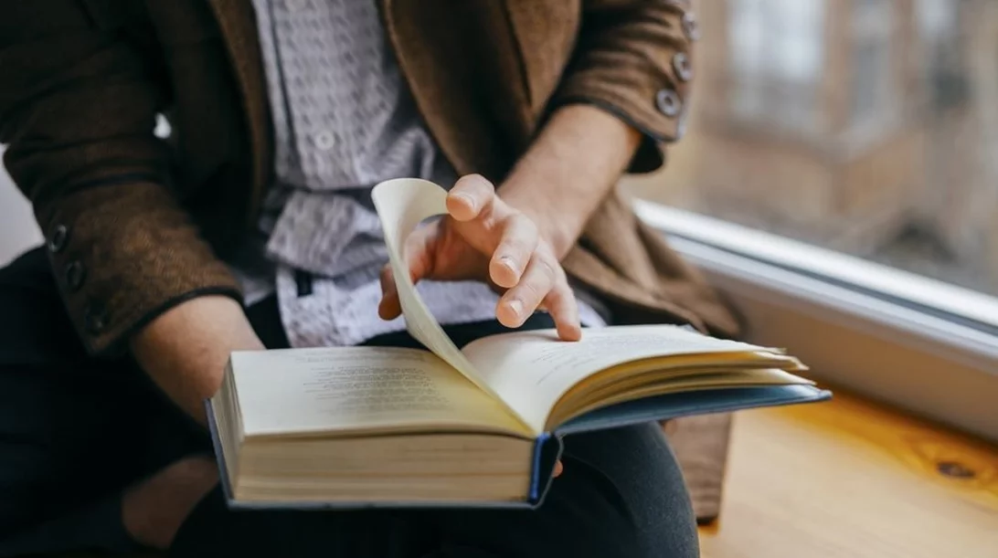 Τι διαβάζει ο κόσμος σύμφωνα με την Πολιτεία;