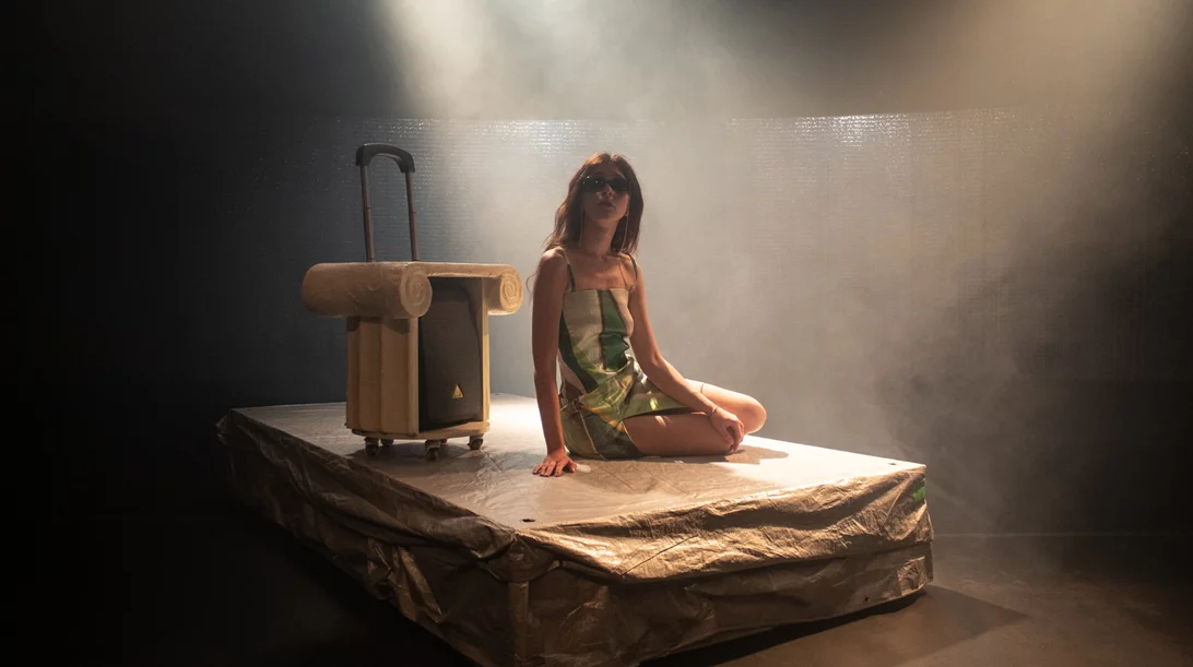 Η αφοπλιστική "Γραμμή του ορίζοντος" του Χρήστου Βακαλόπουλου επιστρέφει στη σκηνή