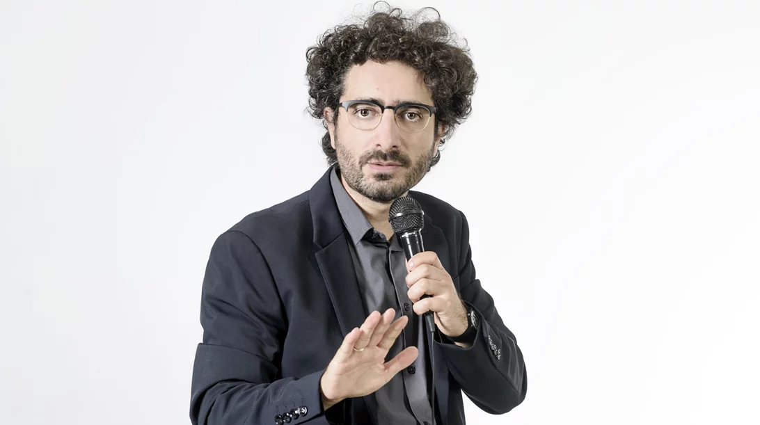 "Στα μπετά": Ο Λάμπρος Φισφής ετοιμάζει το νέο του stand up comedy σόλο