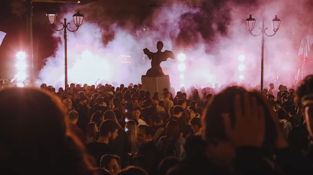 Palms Trax και Lex & Chevy δίνουν ρυθμό στην Πλατεία Σανταρόζα