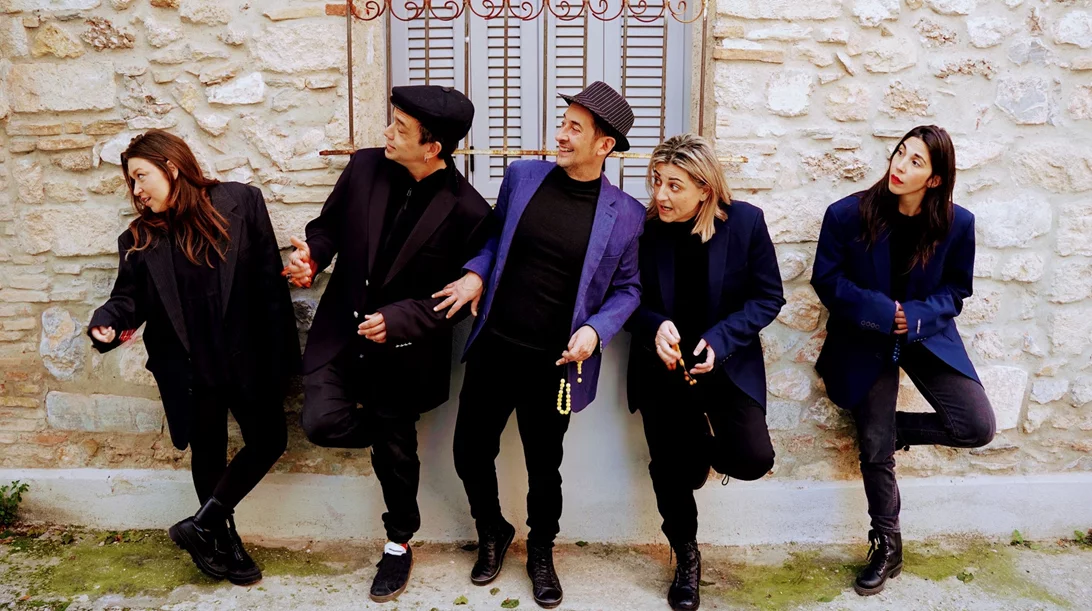 Ο "Μουνής" της Λένας Κιτσοπούλου έρχεται στο Olvio