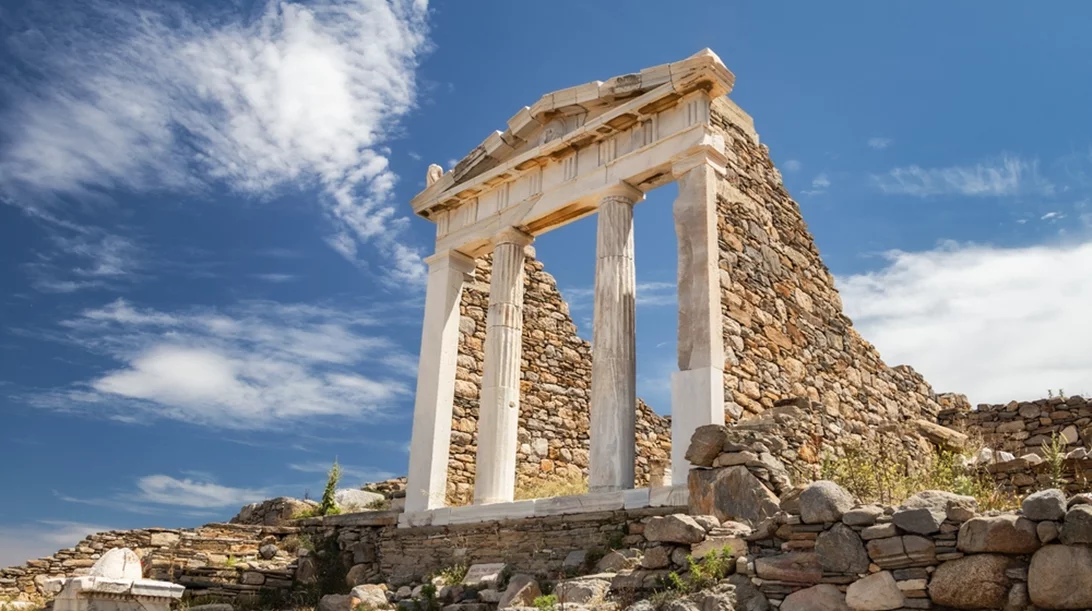 "Θαλασσογραφία σε Κήπο": Μία πρωτότυπη καλλιτεχνική σύμπραξη στη Δήλο στρέφει το βλέμμα στην οικολογική κρίση