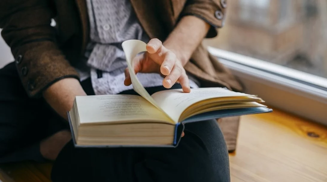 Το ΜΙΕΤ τιμά με προσφόρες τη σημερινή Παγκόσμια Ημέρα Φιλοσοφίας (21/11)